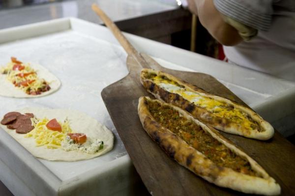 15 غذای خوشمزه ترکیه که می‌توانید در استانبول امتحان کنید