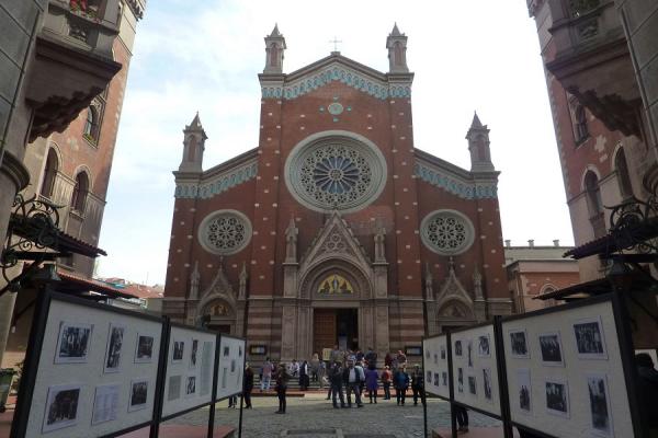 کلیسای سنت آنتونیو استانبول + تصاویر