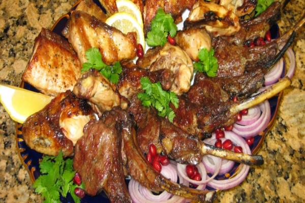  در تور باکو چه غذاهای در انتظار ایرانیها میباشد + عکس 