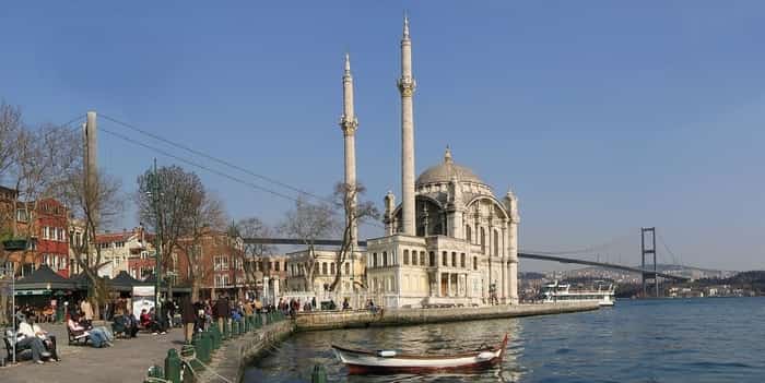 مسجد اورتاکوی استانبول Ortaköy Mosque