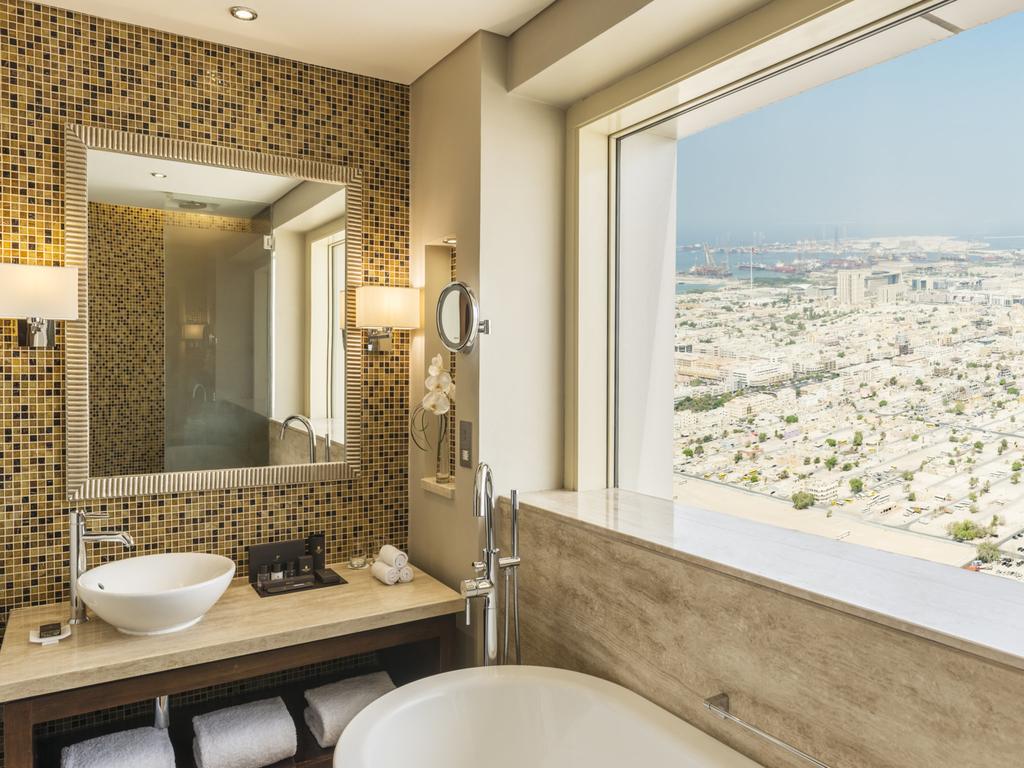 امکانات تفریحی هتل میلنیوم پلازا دبي