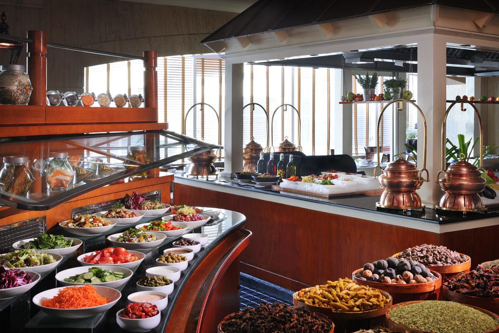 رستوران ها و خدمات تفریحی هتل ‏jw marriott‏ دبی