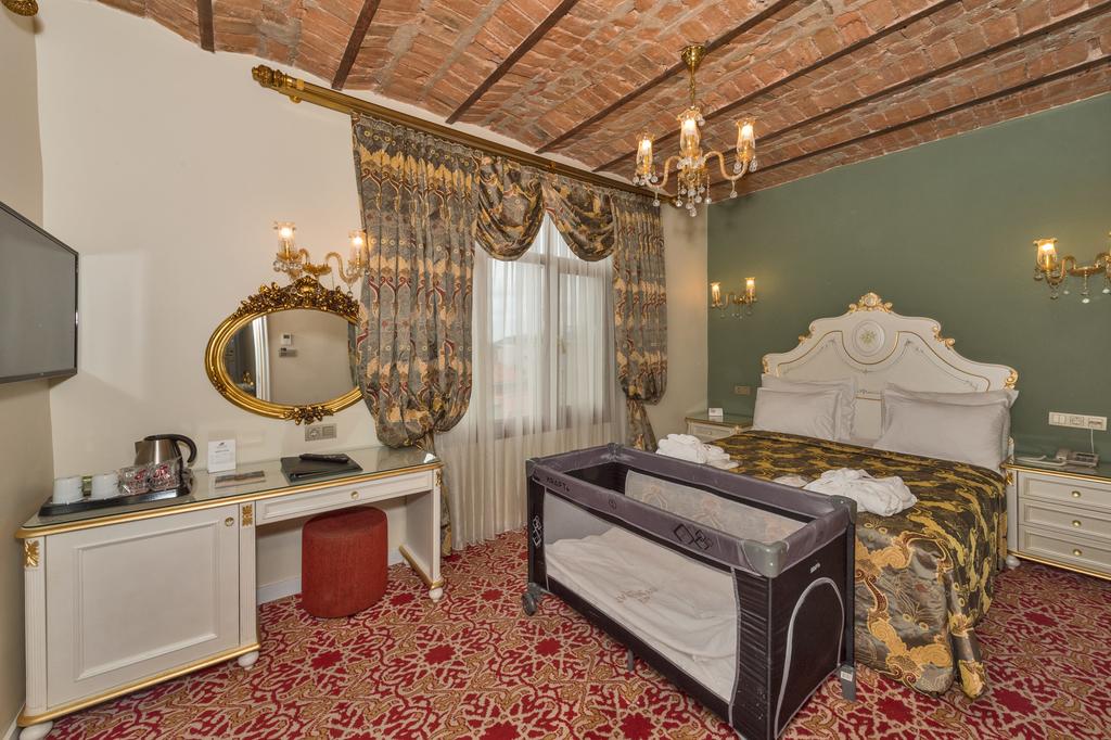 اتاق های هتل بای مورات کراون استانبول