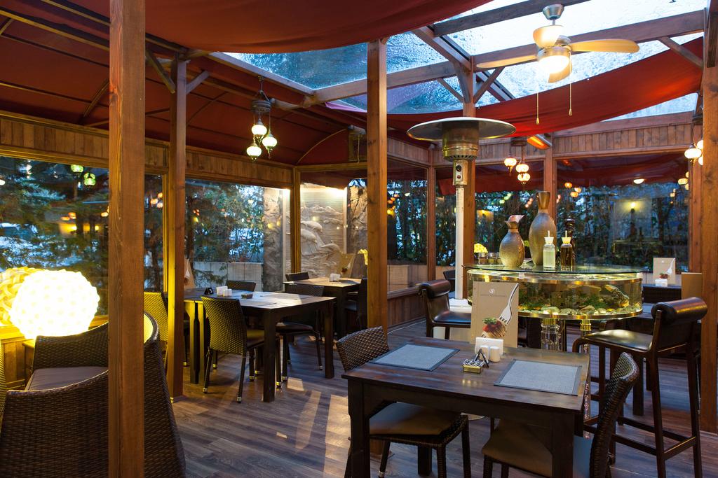 رستوران ها و امکانات تفریحی هتل سوگوت استانبول