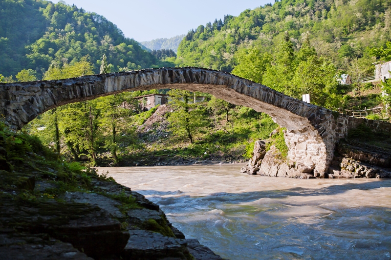 پل ماخونتستی باتومی گرجستان