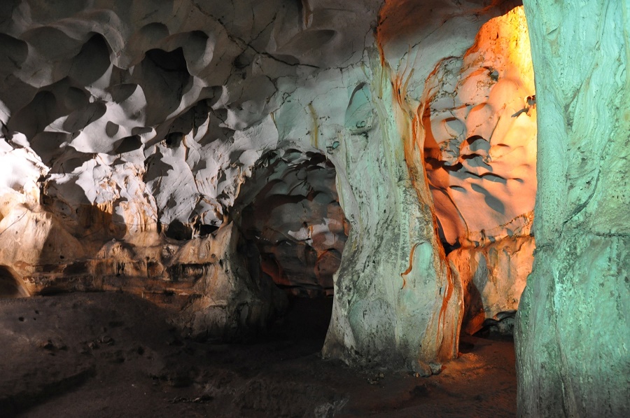 زندگی در غار کارائین آنتالیا