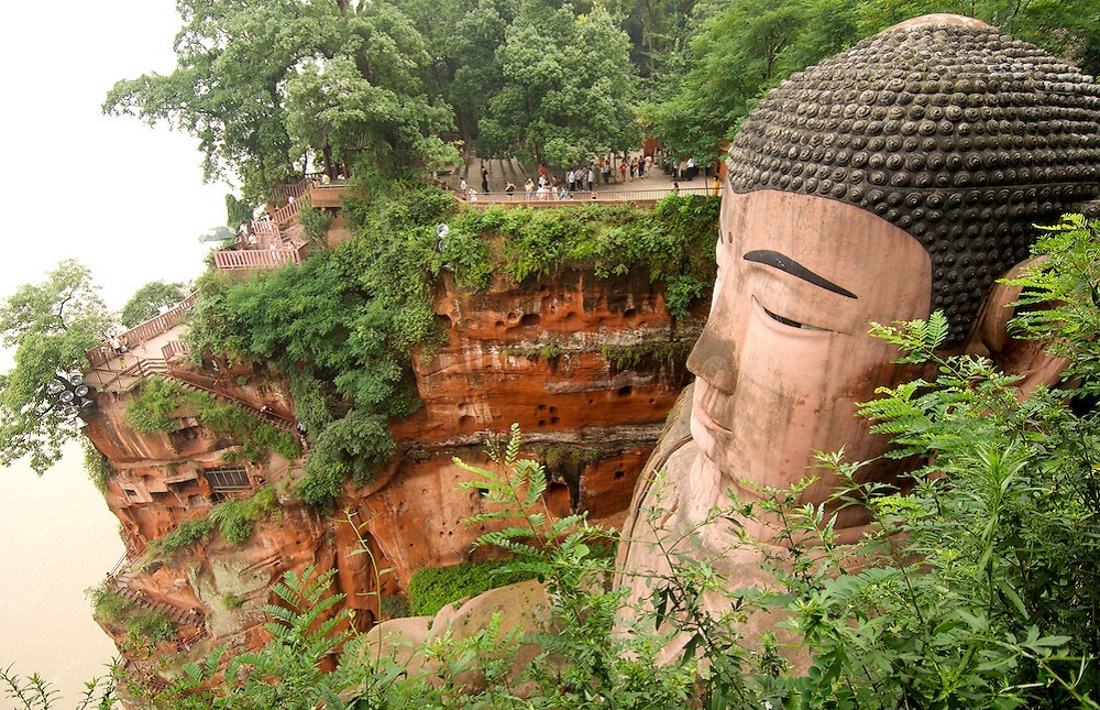 هزینه بلیط و ساعات بازدید از مجسمه بودای لشان چین