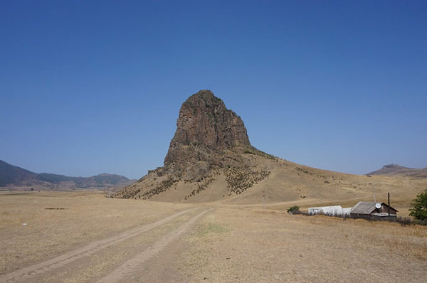 کوه گویازان