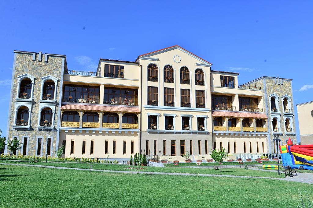 خدمات هتل قفقاز ایروان