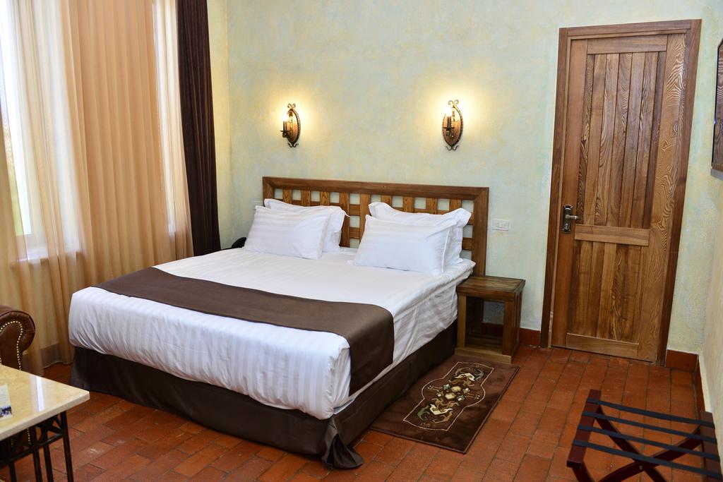 اتاق های خدمات هتل قفقاز ایروان