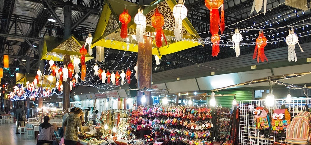 رستوران ها و امکانات رفاهی بازار شبانه چیانگ مای تایلند