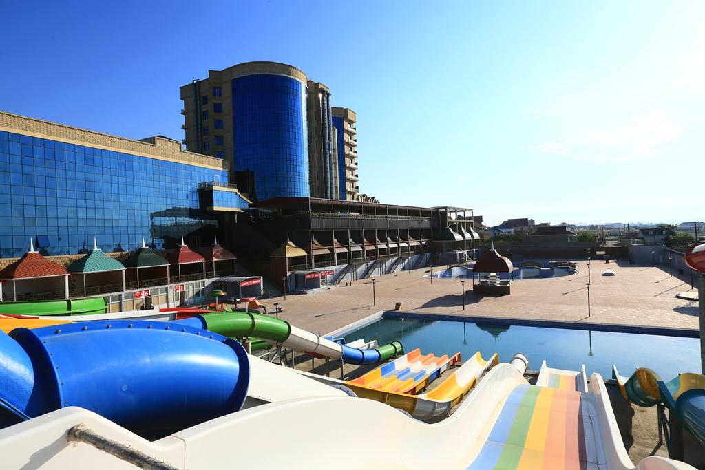 امکانات رفاهی و رستوران های هتل اسپرینگ باکو