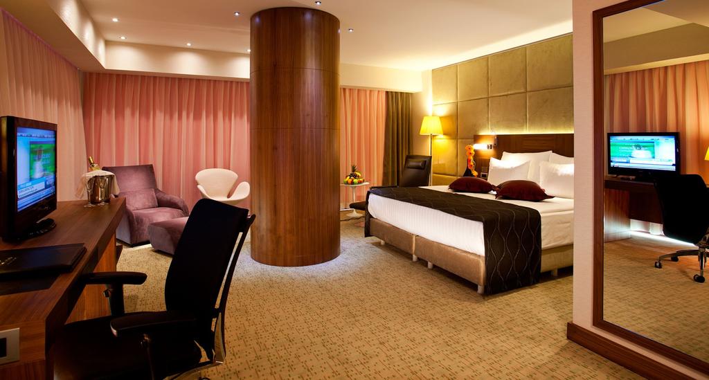 اتاق های هتل کرون پلازای هاربیه استانبول