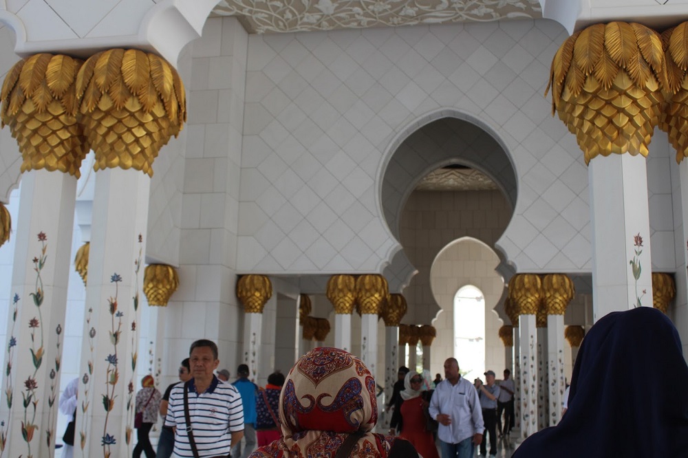 10.بی احترامی به مذهب و فرهنگ دبی