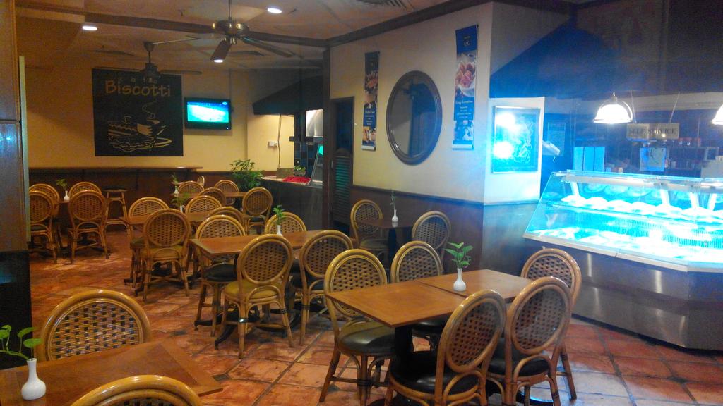 رستوران ها و امکانات رفاهی هتل داینستی  کوالالامپور مالزی