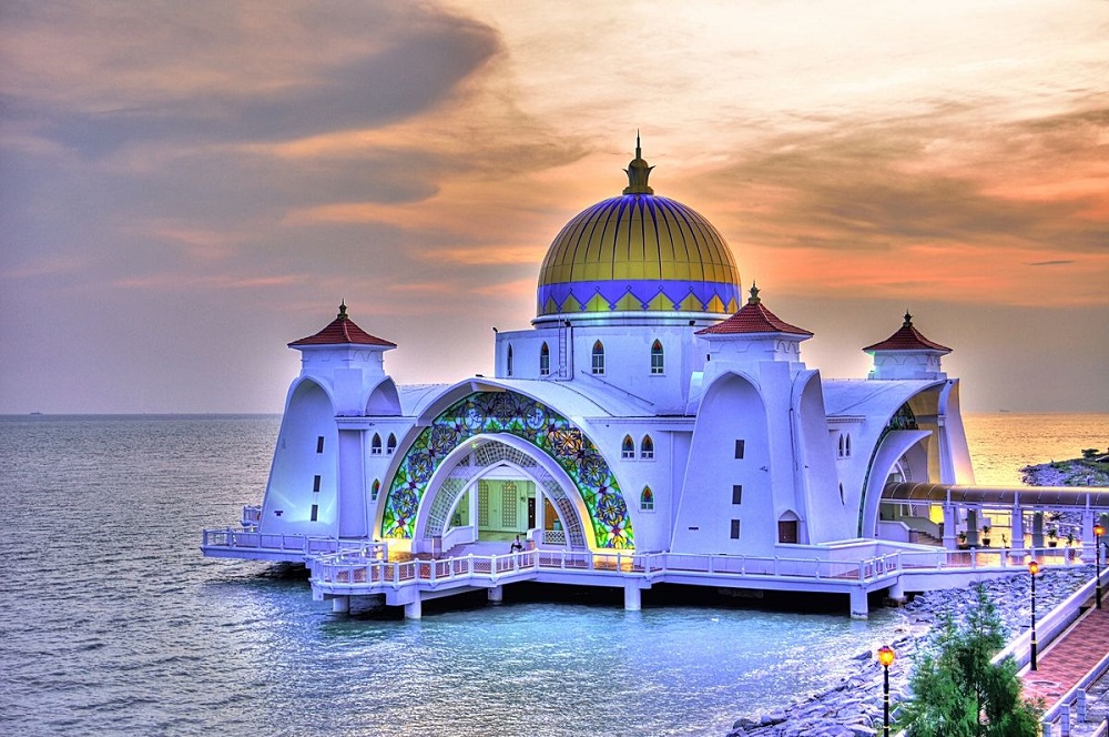 مسجد تنگه مالاکا مالزی