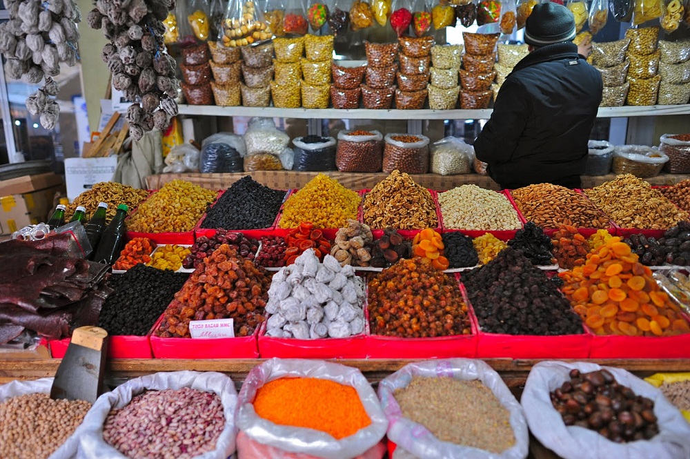بازار تازا باکو