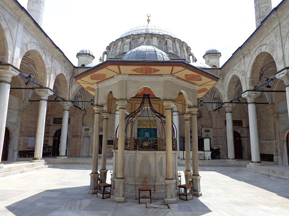 تاریخچه مسجد لاله لی استانبول