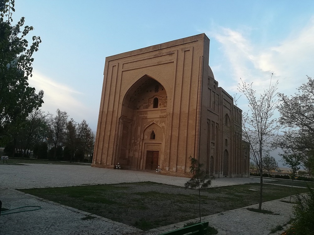 معماری و قسمت های مختلف بنای هارونیه مشهد