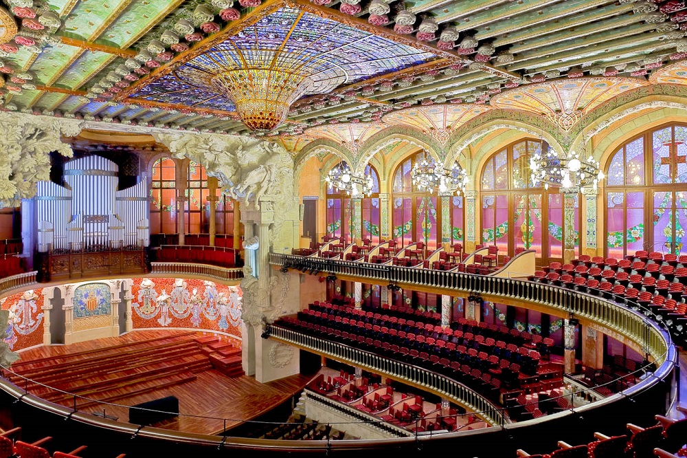قصر موسیقی کاتالان در بارسلونا