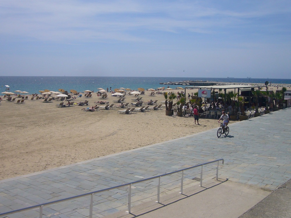 ساحل بوگاتل بارسلونا