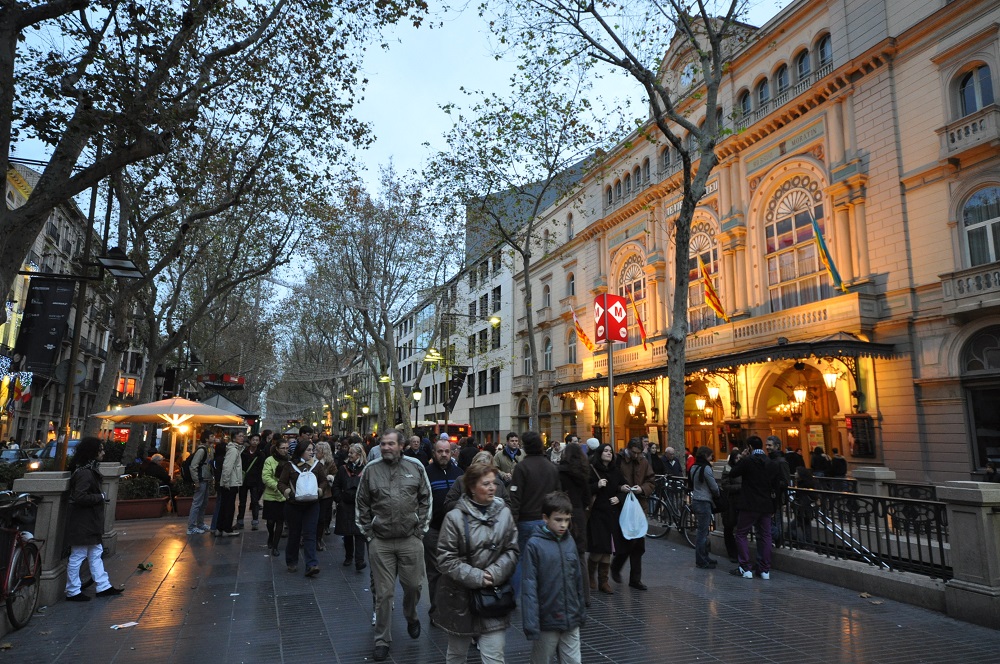 خیابان رامبلا کاتالونیا بارسلونا