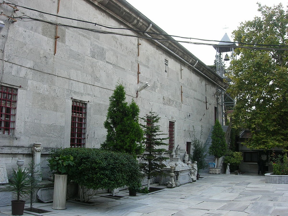 تاریخچه کلیسا سانتا ماریا دراپریس در استانبول