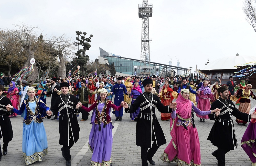کشور آذربایجان، با بیشترین جمعیت مسلمان