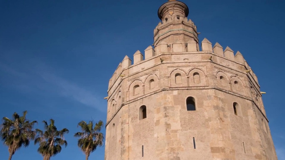 معماری برج طلایی سویل اسپانیا