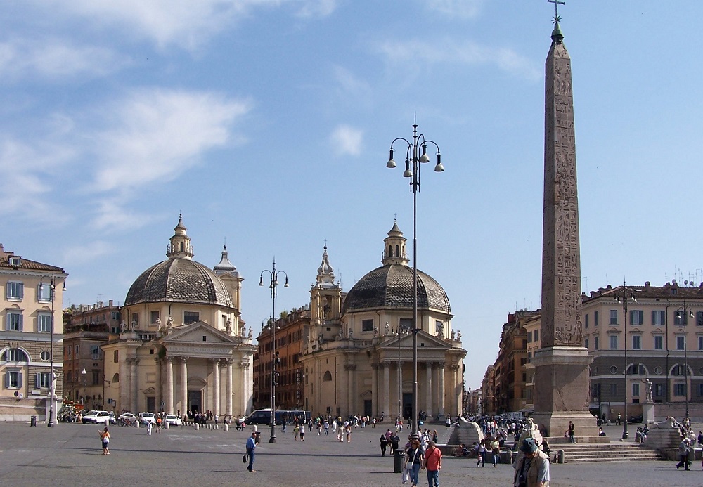 جاذبه ها و بناهای اطراف میدان پوپولو در رم