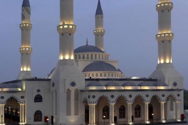 مسجد الفاروق عمر بن الخطاب دبی + تصاویر