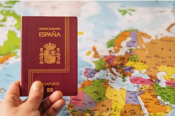 بررسی شرایط و فرآیند دریافت ویزای اقامت طولانی مدت اسپانیا