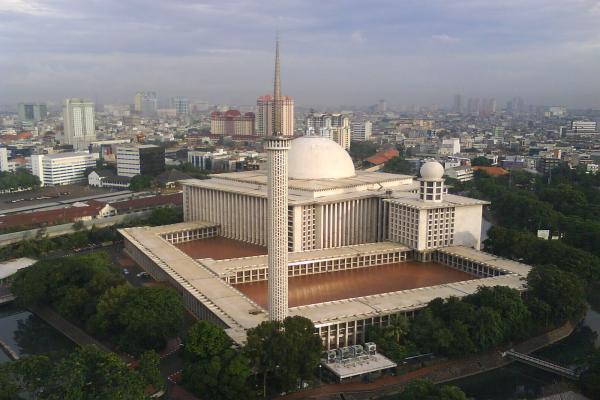 مسجد استقلال جاکارتا + تصاویر