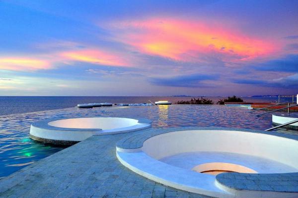   هتل رویال کلیف پاتایا  royal cliff pattaya  