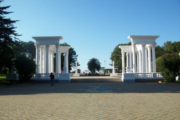  ستونهای باتومی گرجستان + تصاویر 
