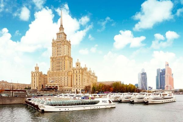 ناوگان سلطنتی رادیسون مسکو + تصاویر
