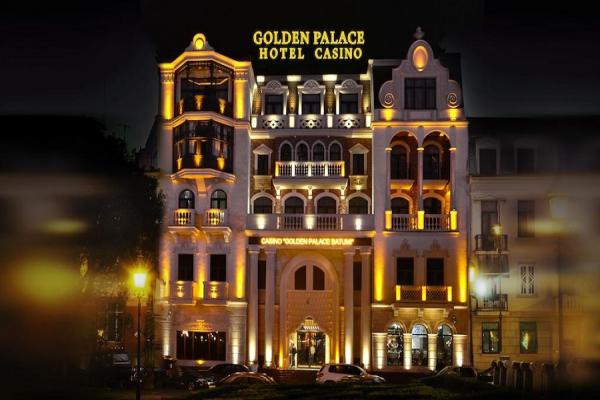 هتل گلدن پالاس باتومی + تصاویر