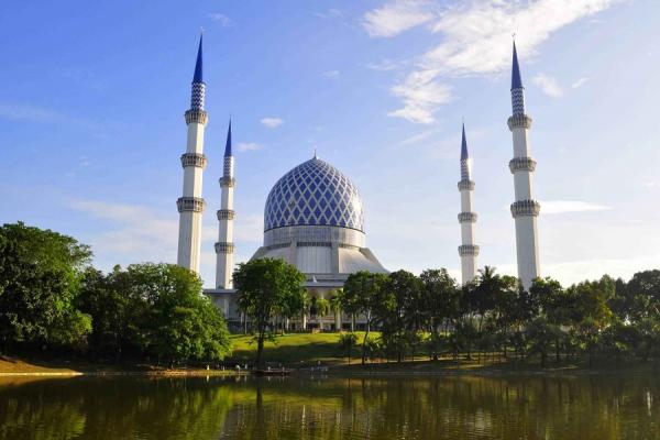  مسجد سلطان صلاح الدین عبدالعزیز شاه کوالالامپور + تصاویر 