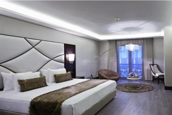  هتل جواهر استانبول (Grand Cevahir) + تصاویر 