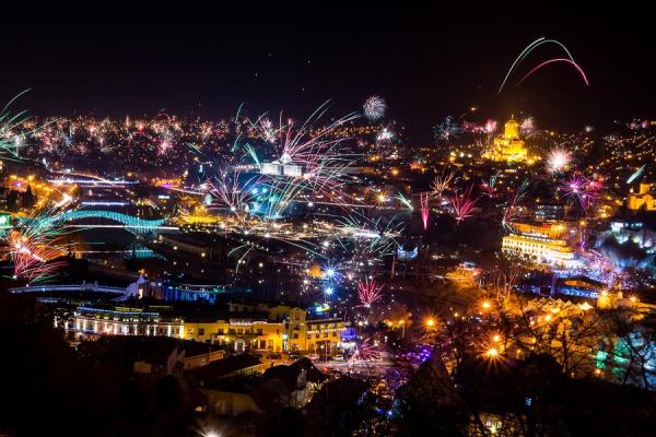 6 دلیل برای جشن گرفتن سال نو میلادی در گرجستان + تصاویر
