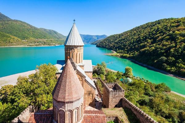  مزایا و معایب سفر زمینی به گرجستان 