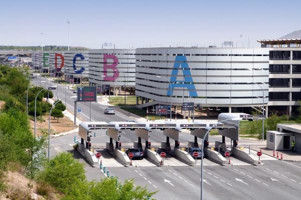 فرودگاه بین المللی باراخاس مادرید + تصاویر