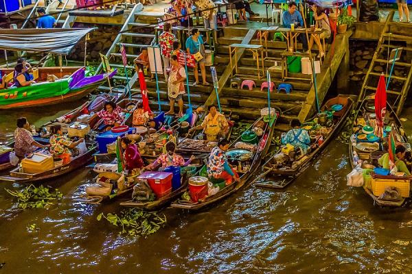 بازار شناور آمفاوا در بانکوک + تصاویر