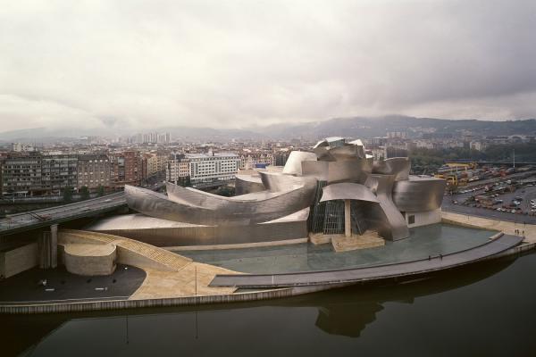 موزه گونگهایم بیلبائو در اسپانیا + تصاویر