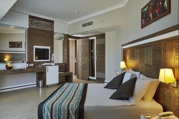  هتل رویال تاور ریزورت آنتالیا (Royal Towers Resort) + تصاویر 