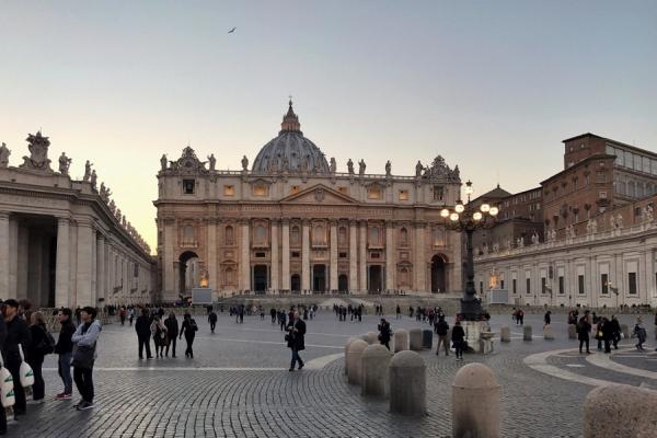 کلیسای سن پیترو وین کولی در رم + تصاویر