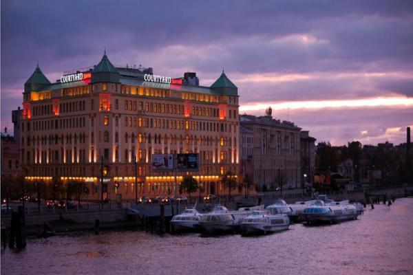  هتل ماریوت بای کورت یارد واسیلیفسکی (Courtyard by marriott vasilievsky) + تصاویر 