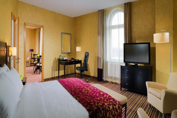  هتل ماریوت بای کورت یارد واسیلیفسکی (Courtyard by marriott vasilievsky) + تصاویر 