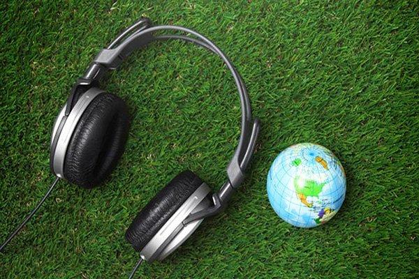  در سفر چه موزیک هایی گوش دهیم؟ 