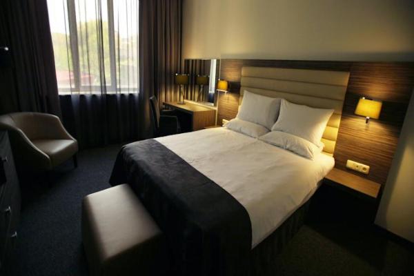  هتل هرازدان ارمنستان (HRAZDAN HOTEL) + تصاویر 